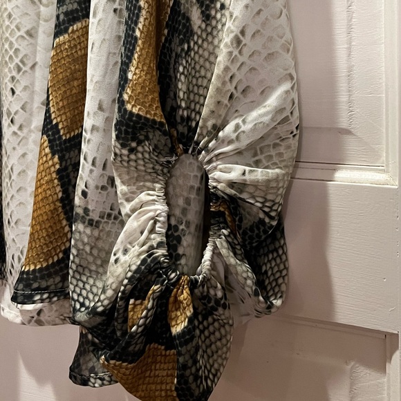 Adrienne Snake-print blouse - Picture 4 of 4